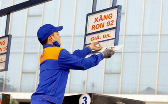 Giá xăng dầu tăng gần 1.500 đồng/lít trong kỳ điều chỉnh 26/10