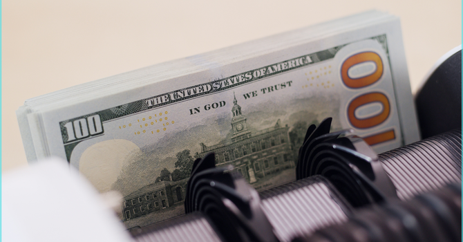 Chính phủ rút khoảng 1 tỷ USD vốn vay nước ngoài trong 10 tháng