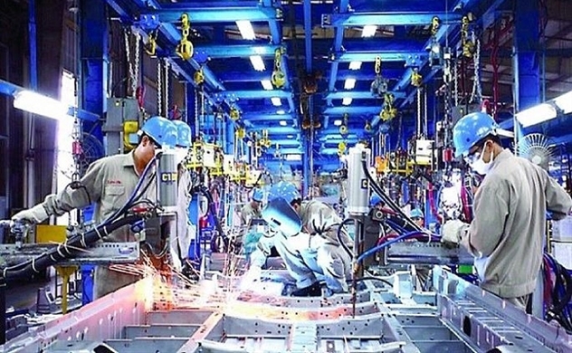 PMI đạt trên 51 điểm, ngành sản xuất vẫn tăng trưởng nhưng có dấu hiệu chậm lại
