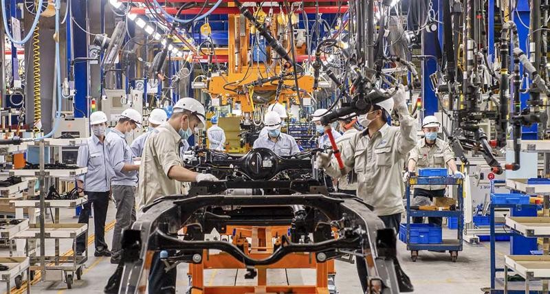 PMI ngành sản xuất của Việt Nam trong tháng 4/2023 tiếp tục giảm